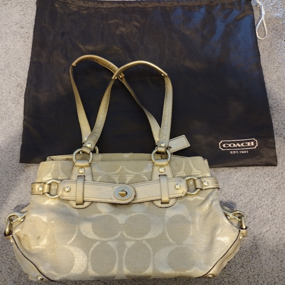 Coach purse